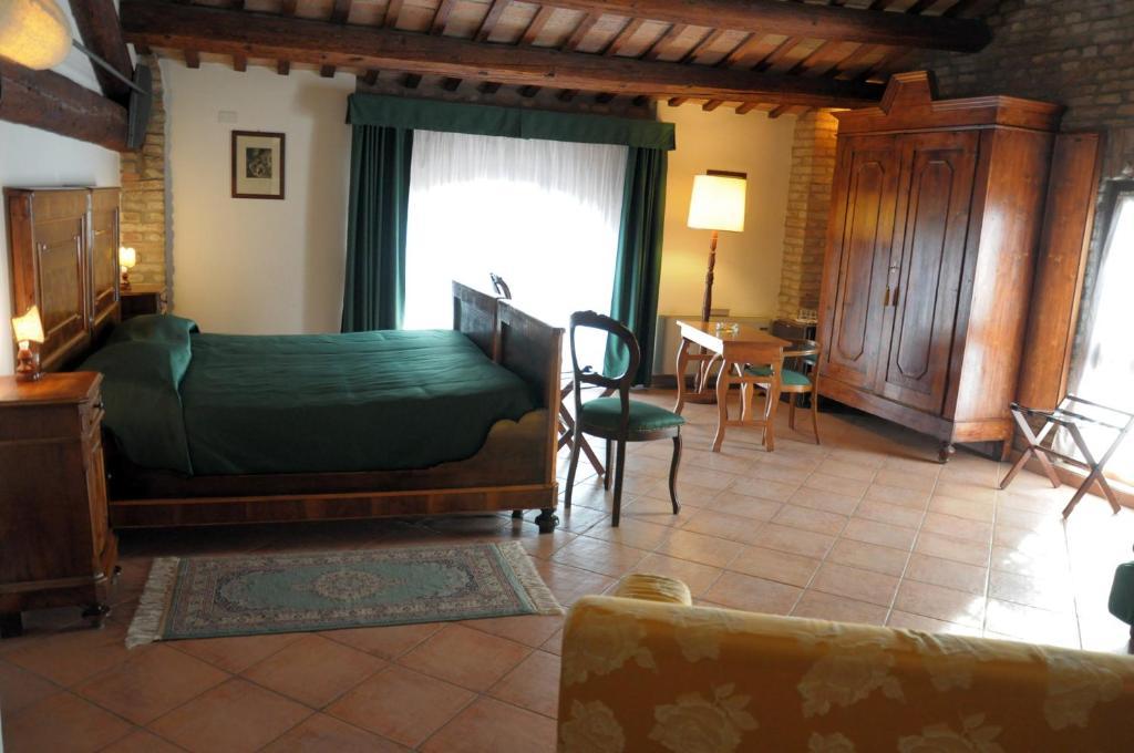 Agriturismo-R&B Corte Dei Gioghi Ferrara Exterior photo