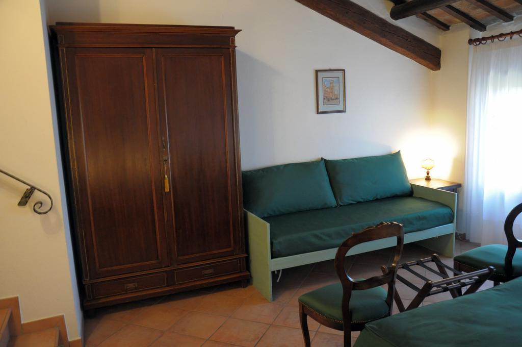 Agriturismo-R&B Corte Dei Gioghi Ferrara Room photo